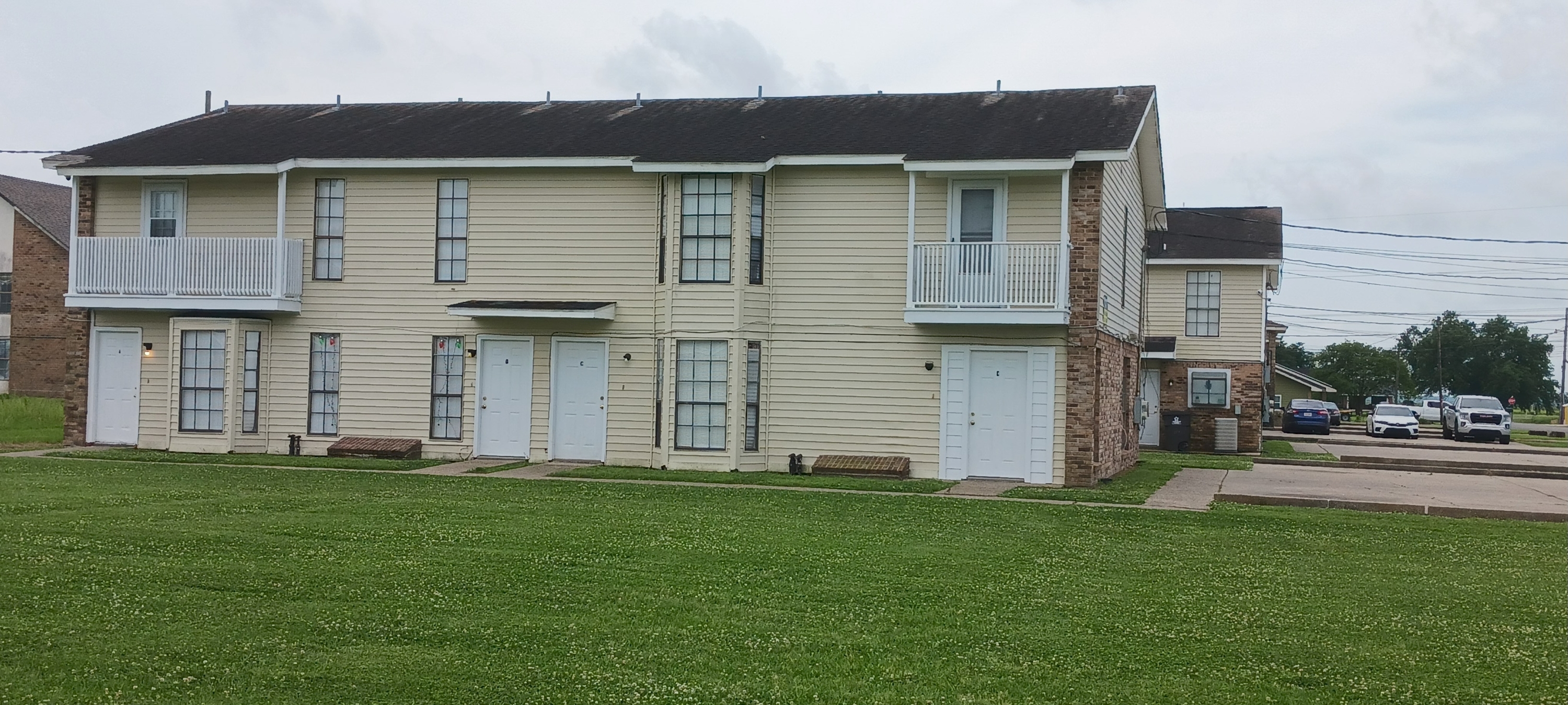 113 C Oakridge Ave